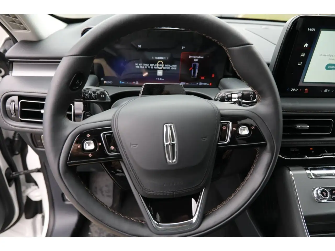 Lincoln Aviator снимка Lincoln Aviator