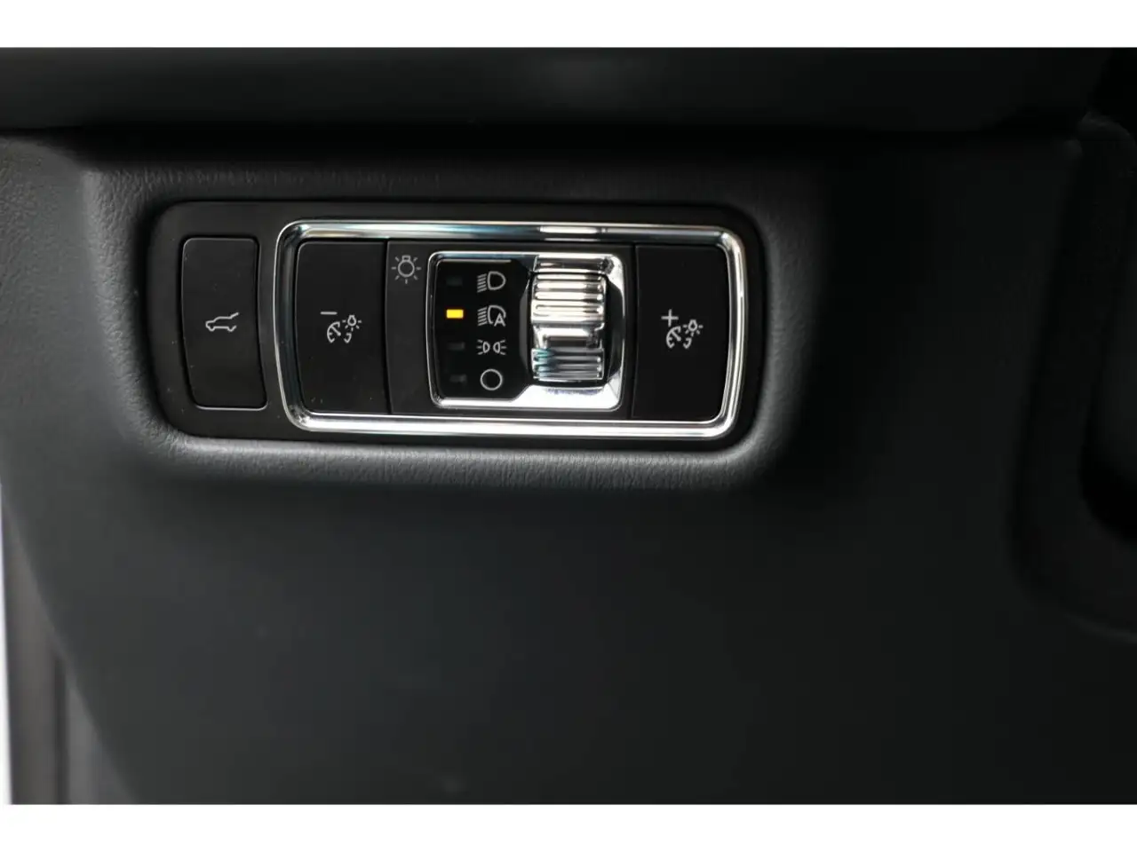 Lincoln Aviator снимка Lincoln Aviator