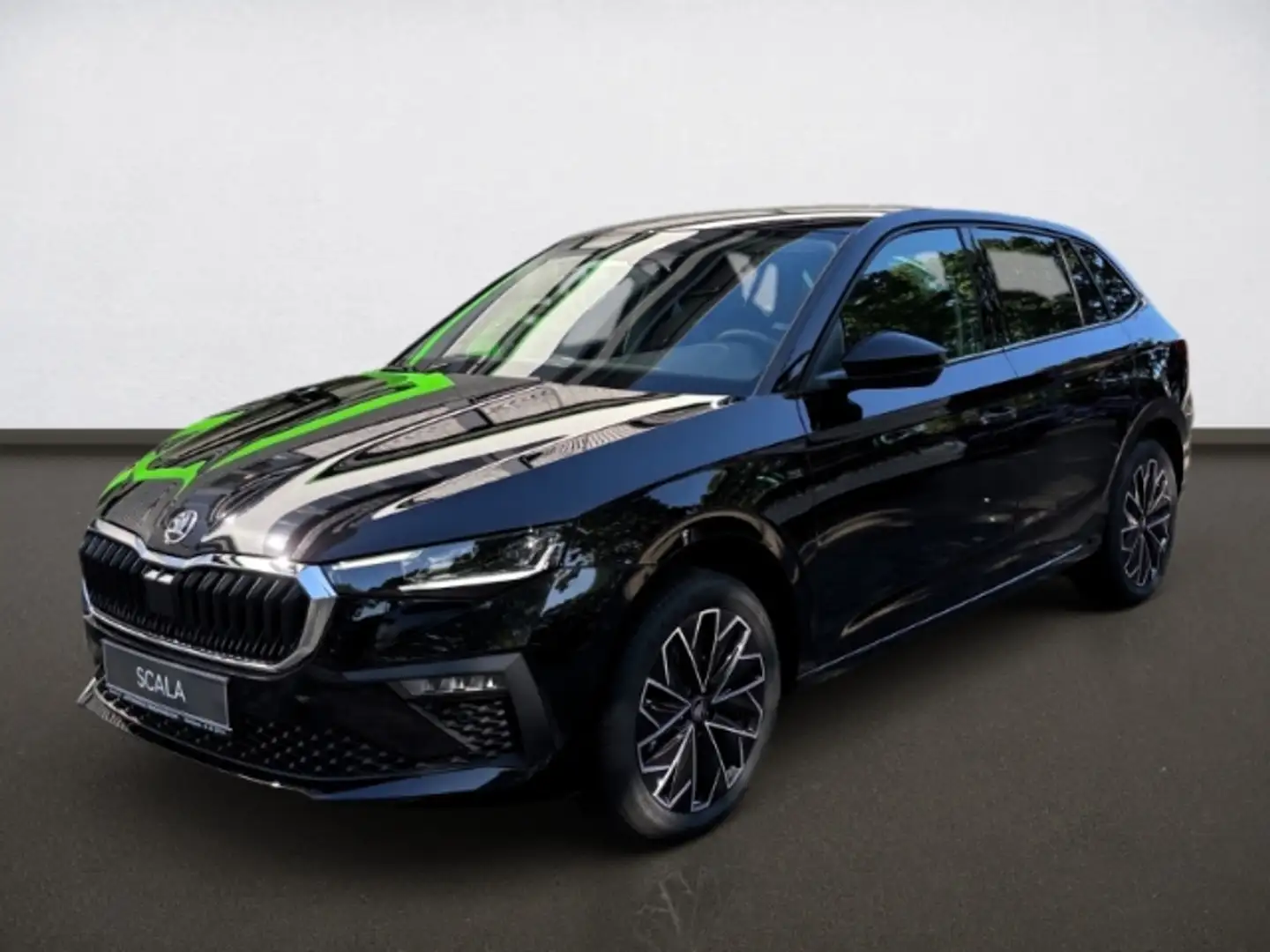 Skoda Scala Tour 1.0 TSI 85 KW Navi AHK Kamera Noir - 2