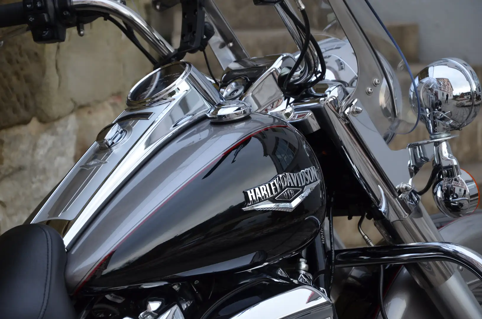 Harley-Davidson Road King ROAD KING CLASSIC FLHRC DEUTSCH 1.Hand  Zubehör Сірий - 2