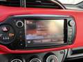 Toyota Yaris 1.3 VVT-i Dynamic Airco Cruise Camera Dealer onder Rood - thumbnail 10