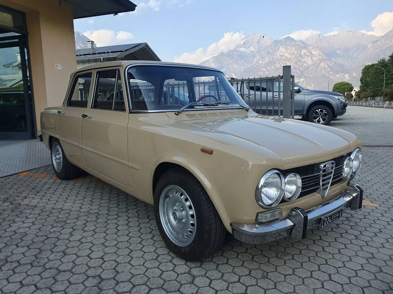 Alfa Romeo Giulia Super 1.300, foto 2