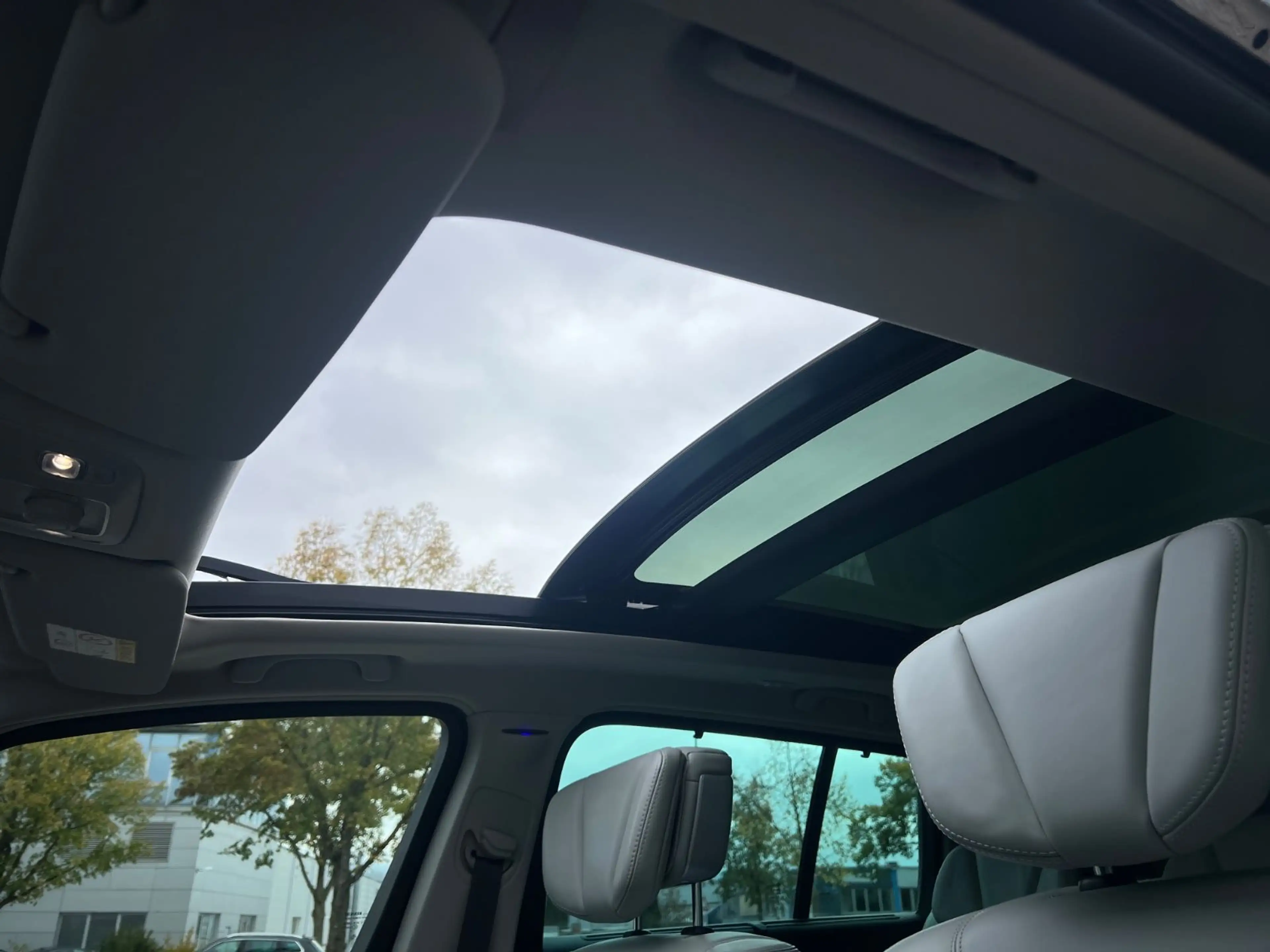 Renault Espace Espa/V/InitialePar/Pano/TW/4CONTROL/7-SITZER/LED — photo 8