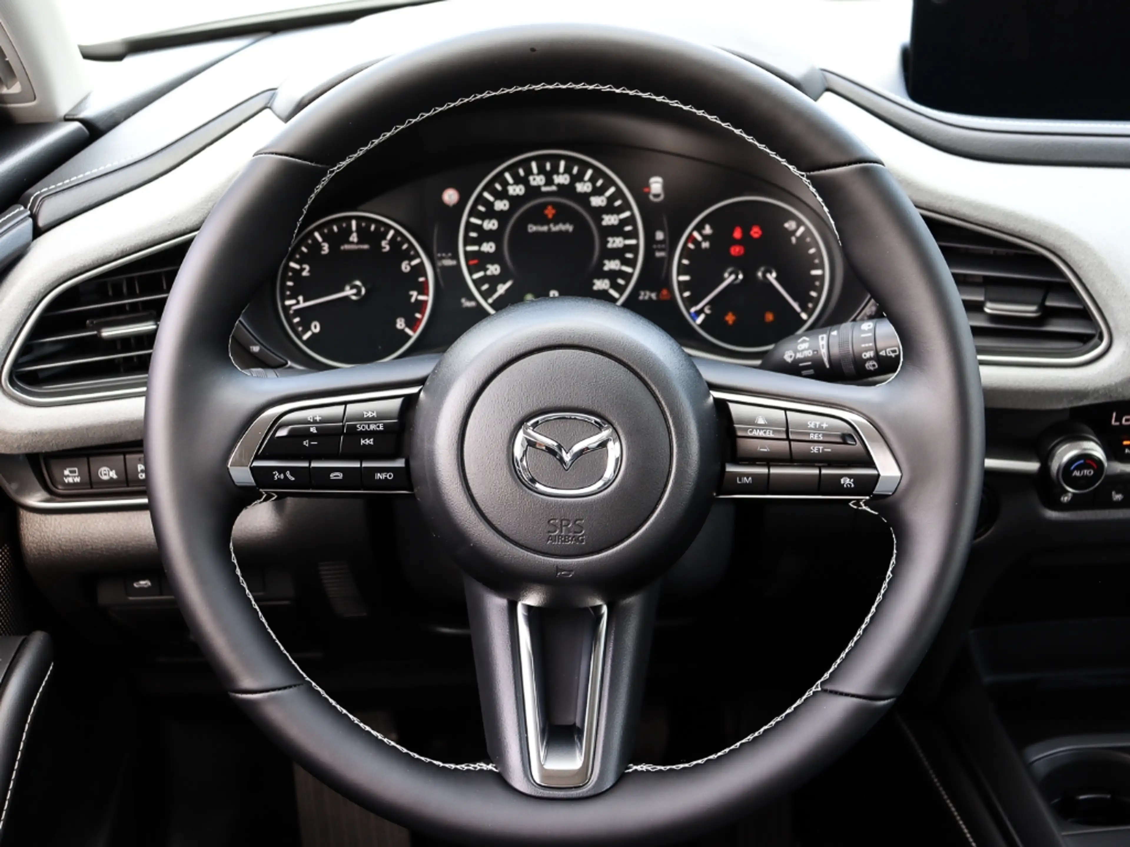 Mazda CX-30 Makoto 2027 2.5L e-SKYACTIV-G 140PS 6AT FWD BOSE L — photo 8