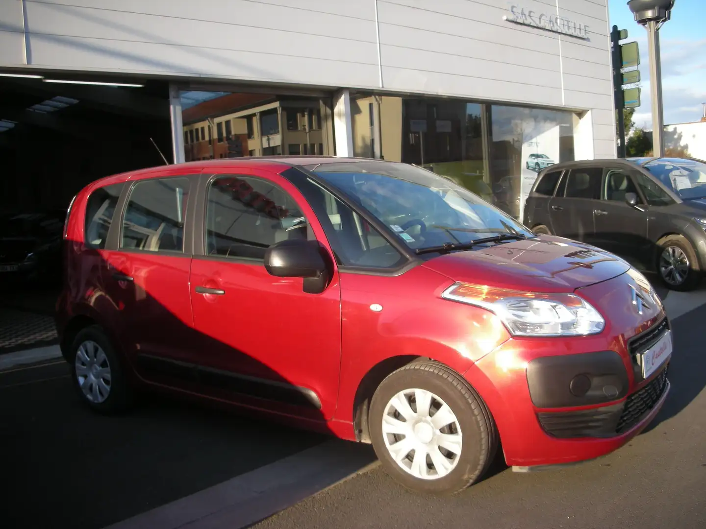 Citroen C3 Picasso C3 Picasso HDi 90 Confort Červená - 2