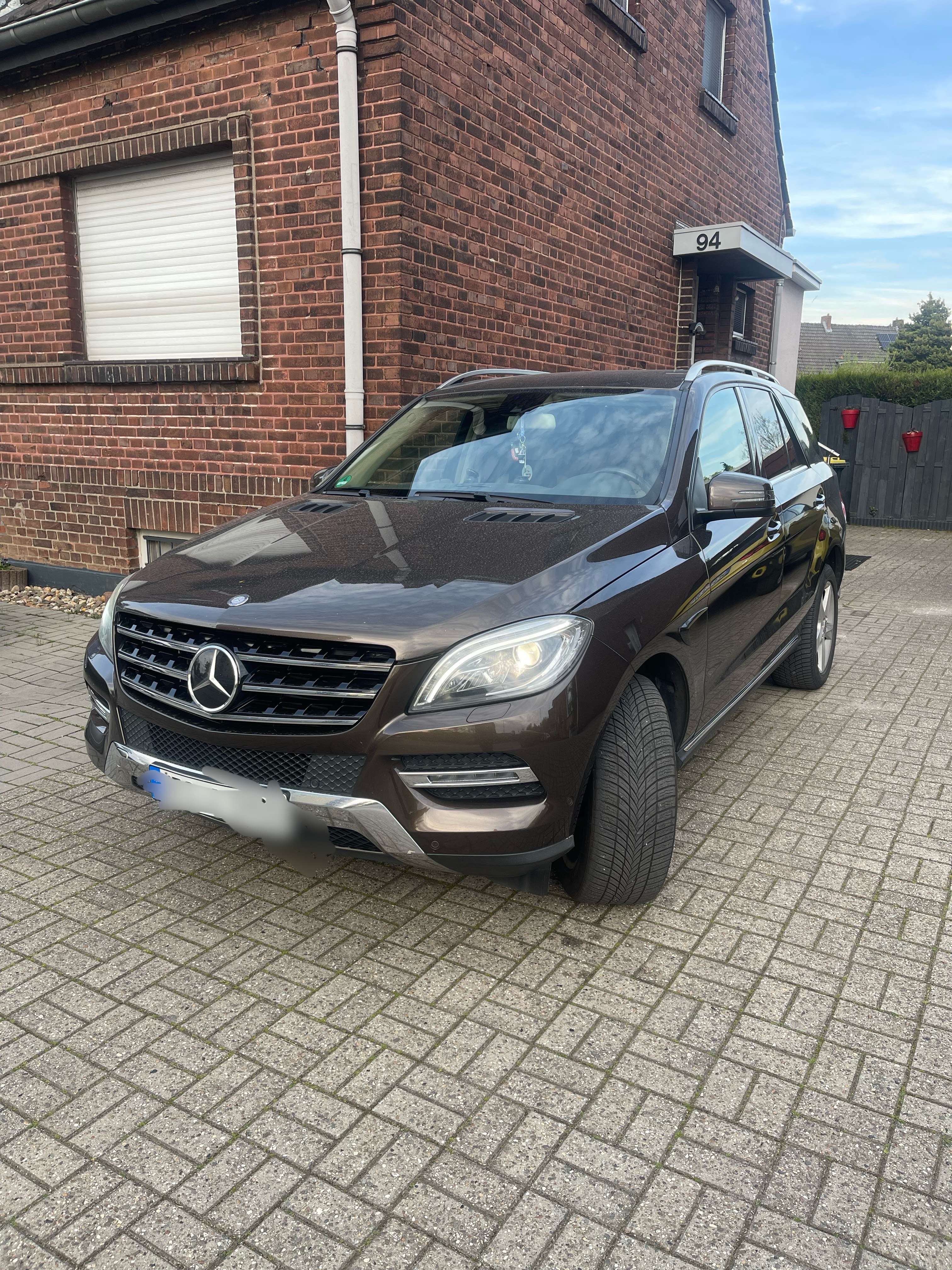 Second hand Mercedes Benz Ml-Class 