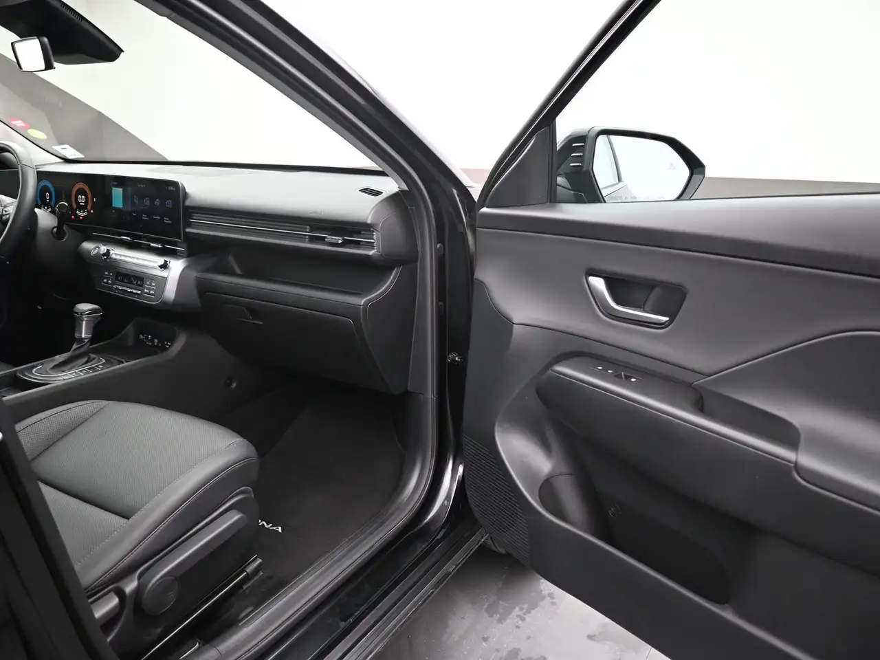 Hyundai KONA photo Hyundai KONA