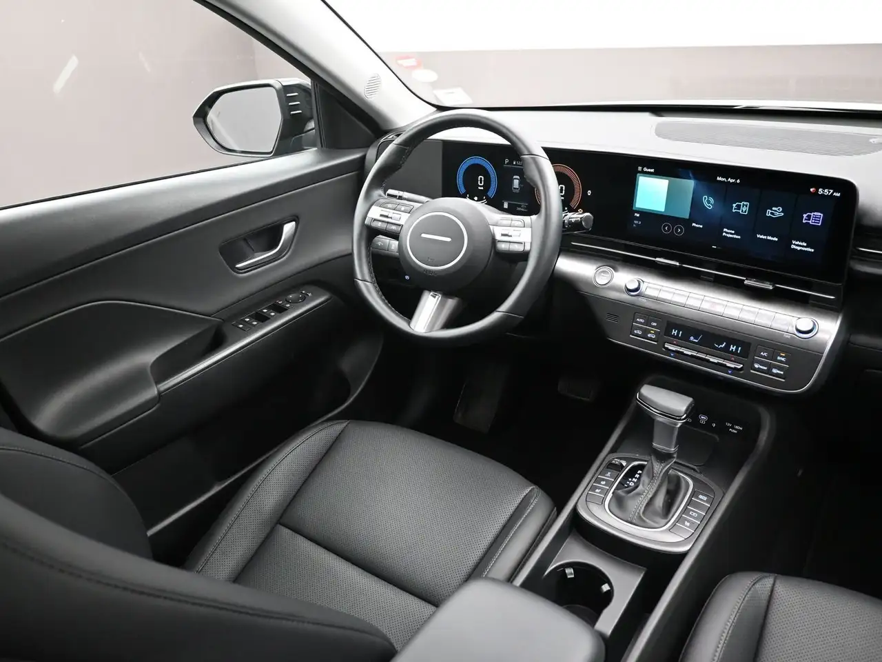 Hyundai KONA photo Hyundai KONA