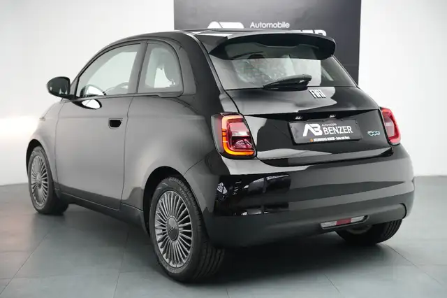 Fiat 500 view 7