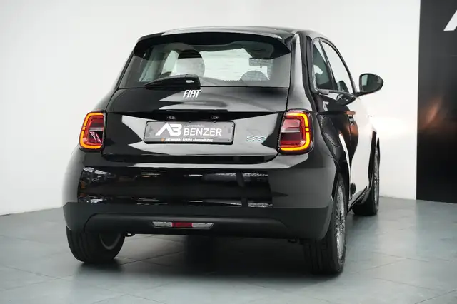 Fiat 500 view 9