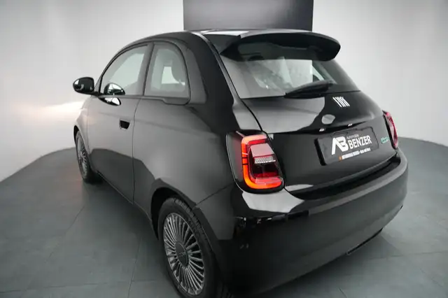 Fiat 500 view 10