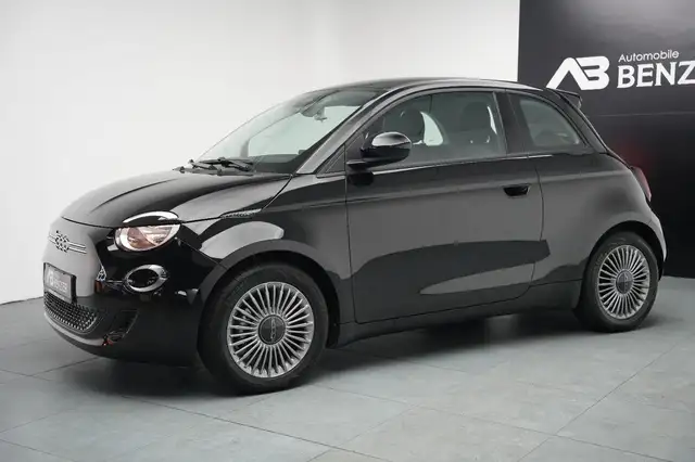 Fiat 500 view 6