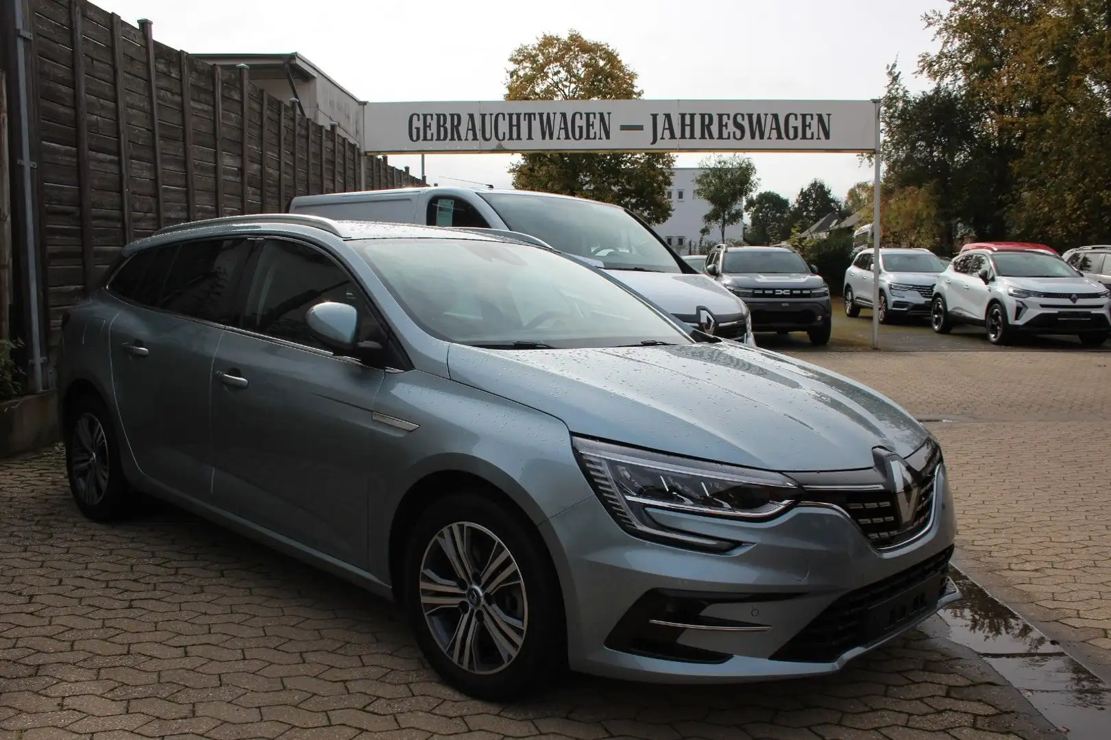 Renault Megane IV Grandtour Intens E-TECH Plug-in 160 Gris - 2