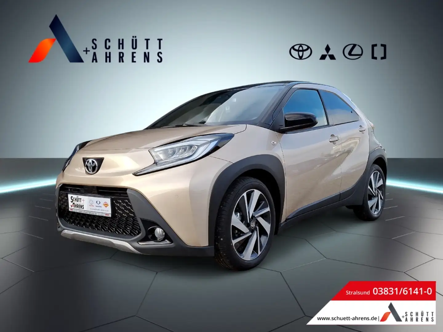 Toyota Aygo X 1,0-l-VVT-i 5-Türer Explore Air LED DAB JBL Beige - 1