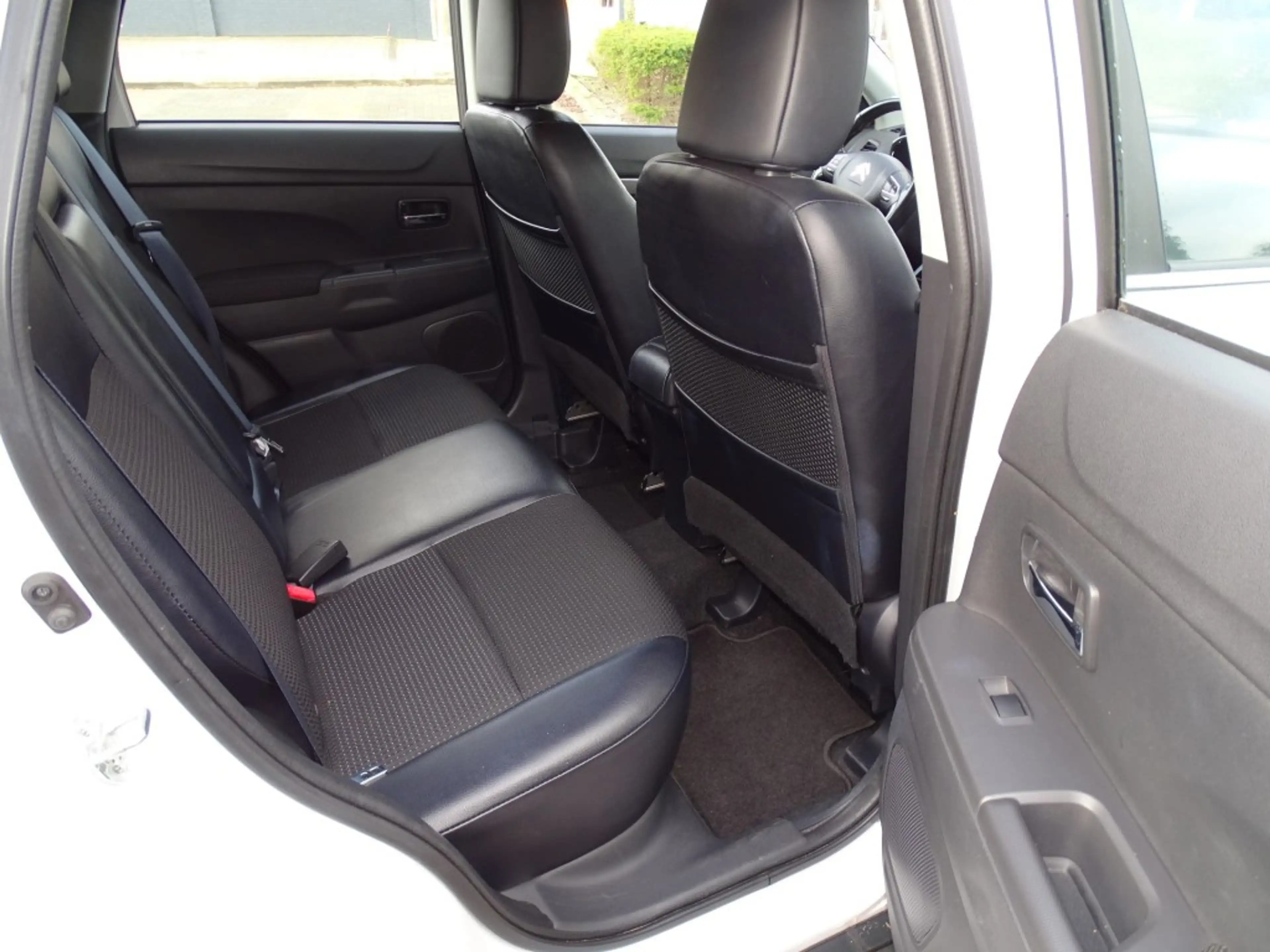 Citroen C4 C4 Aircross 1.6 COLL-Navi-Media-Usb-clima-Pdc-Crui — photo 11