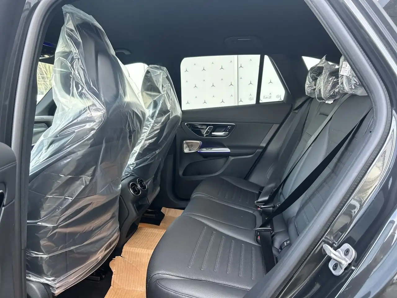 Mercedes-Benz GLC снимка Mercedes-Benz GLC