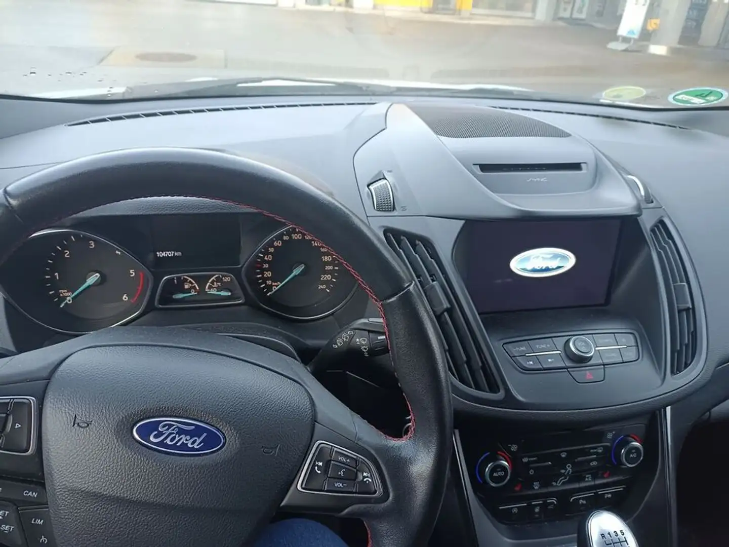 Ford Kuga ST-Line Silber - 2