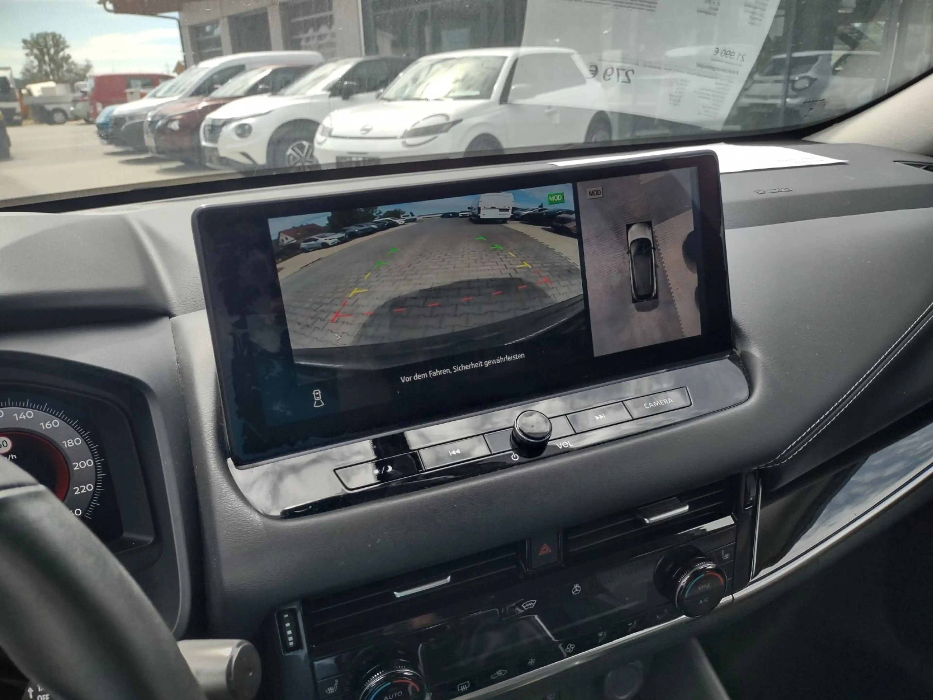 Nissan Qashqai N-Connecta 1.3DIG-T MHEV NAVI / Winter / — photo 17