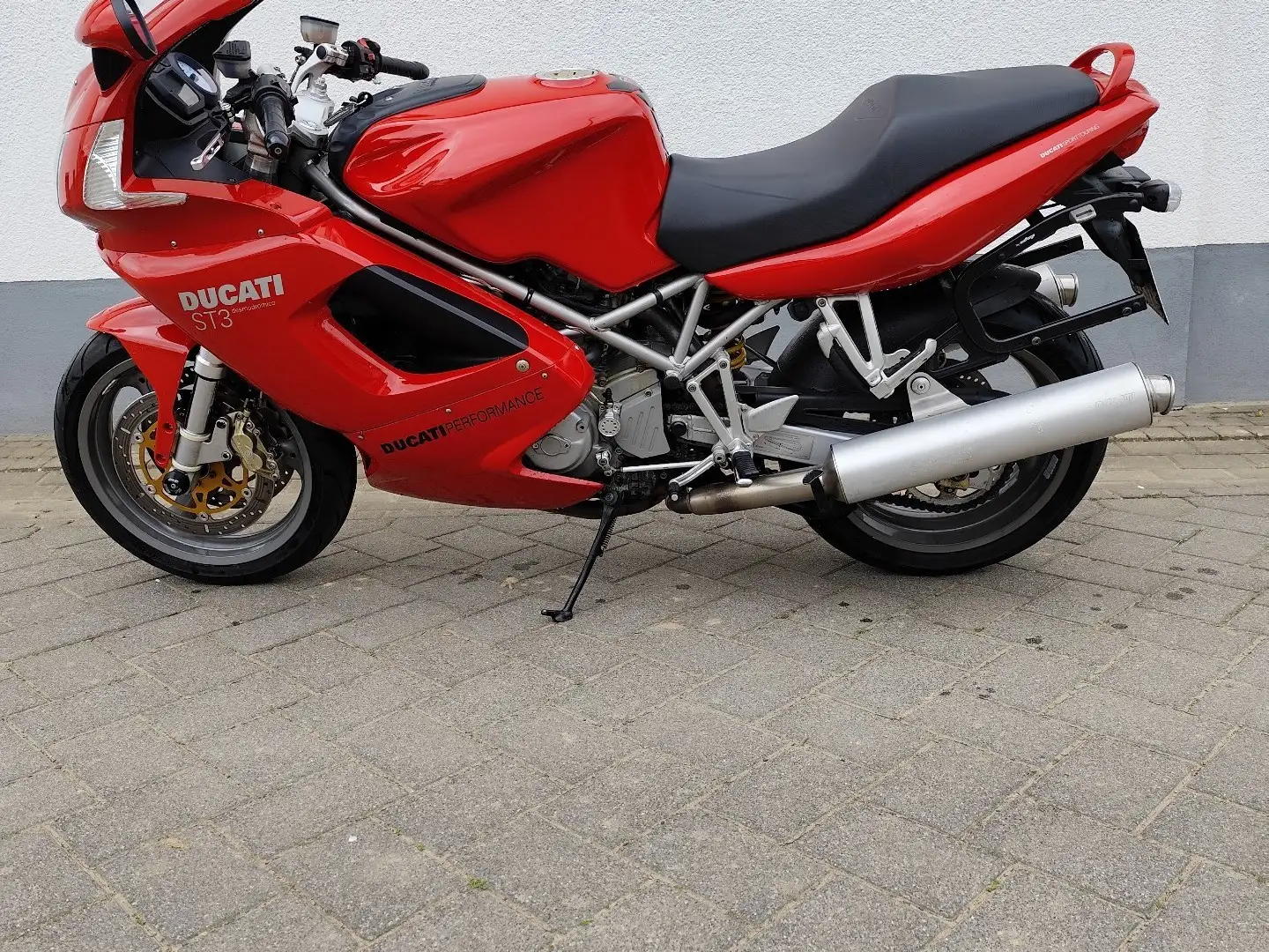 Ducati ST 3 Czerwony - 1