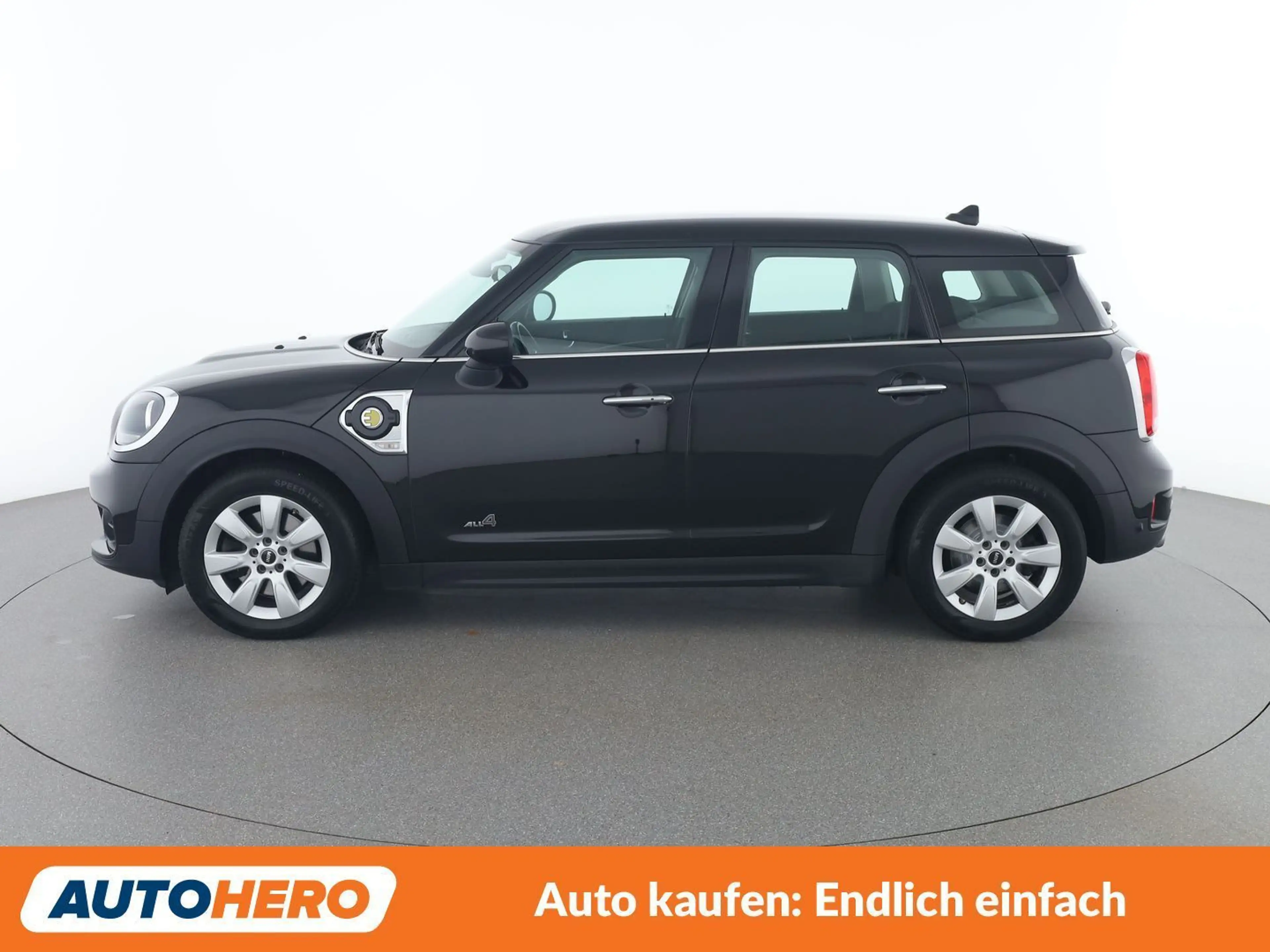 MINI Cooper SE Countryman Cooper S E Hybrid ALL4 — photo 3