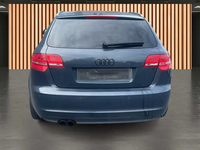 Audi A3 view 4