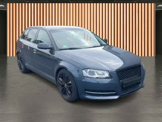 Audi A3 view 6