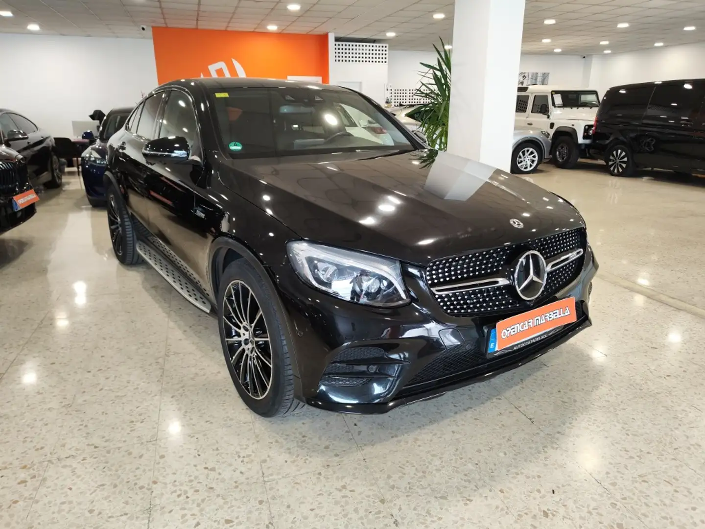 Mercedes-Benz GLC 43 AMG 4Matic Aut. Zwart - 1