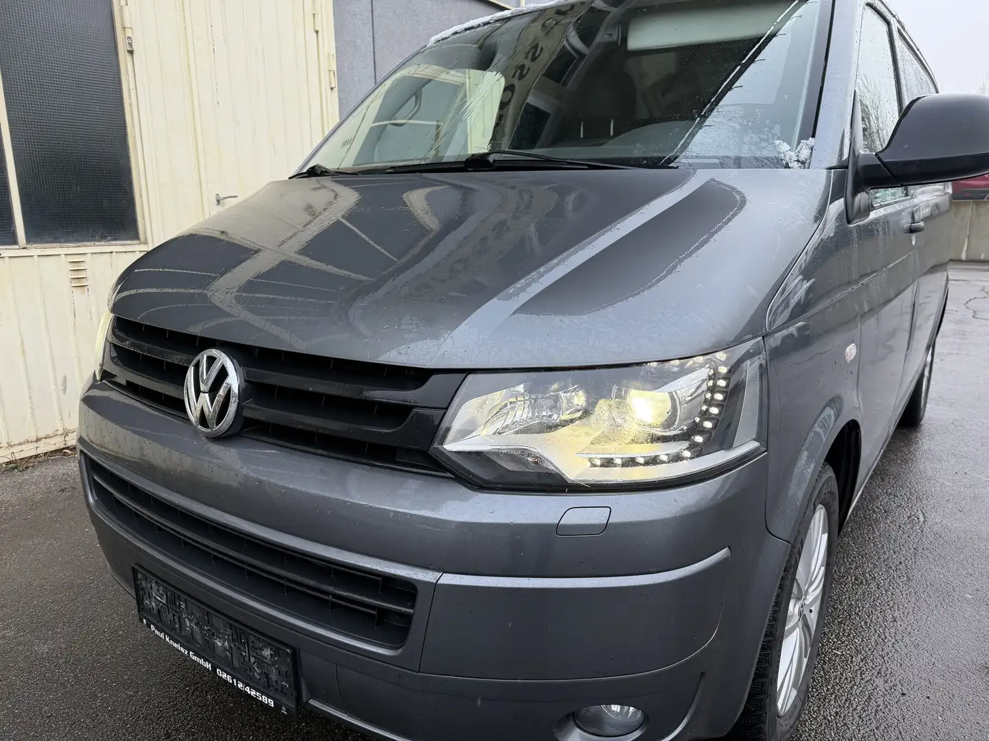 Volkswagen T5 Transporter 2.0 Tfsi 4 Motion Gri - 1