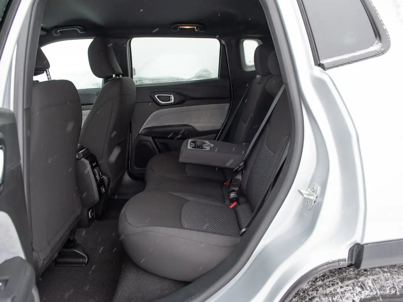 Jeep Compass photo Jeep Compass
