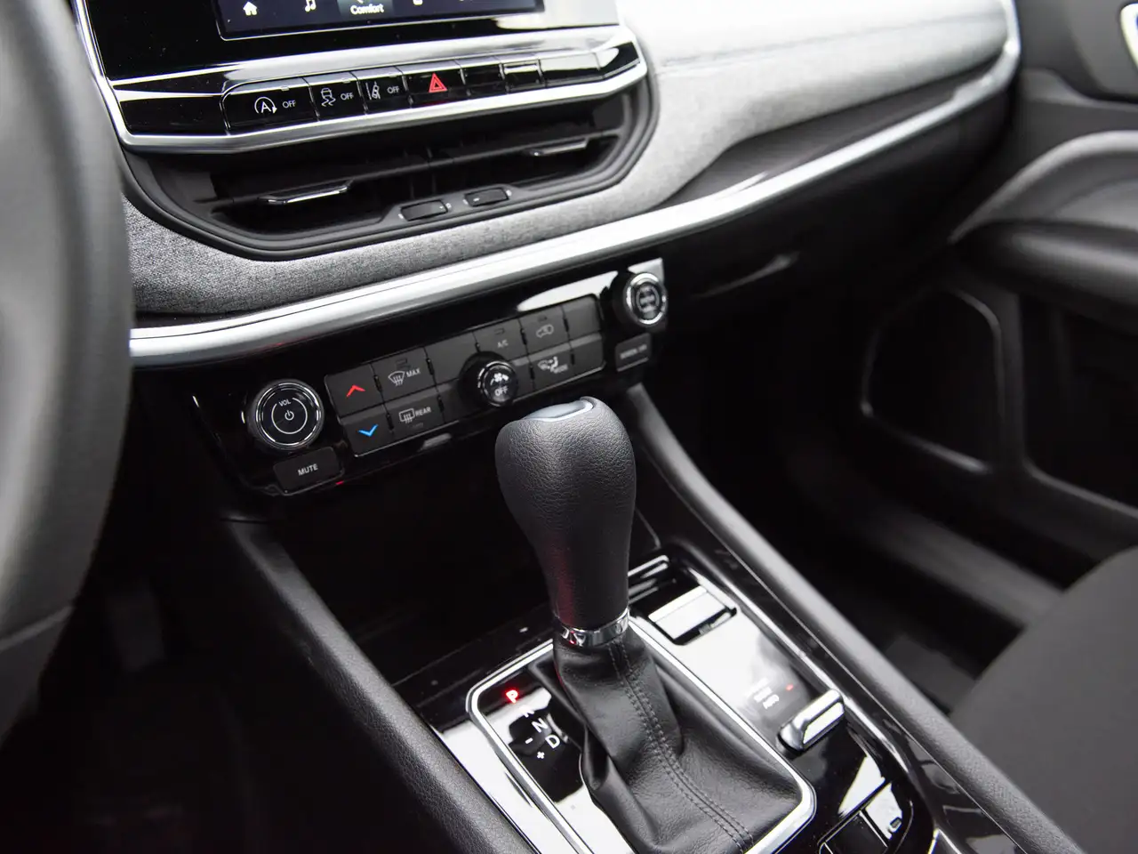 Jeep Compass photo Jeep Compass