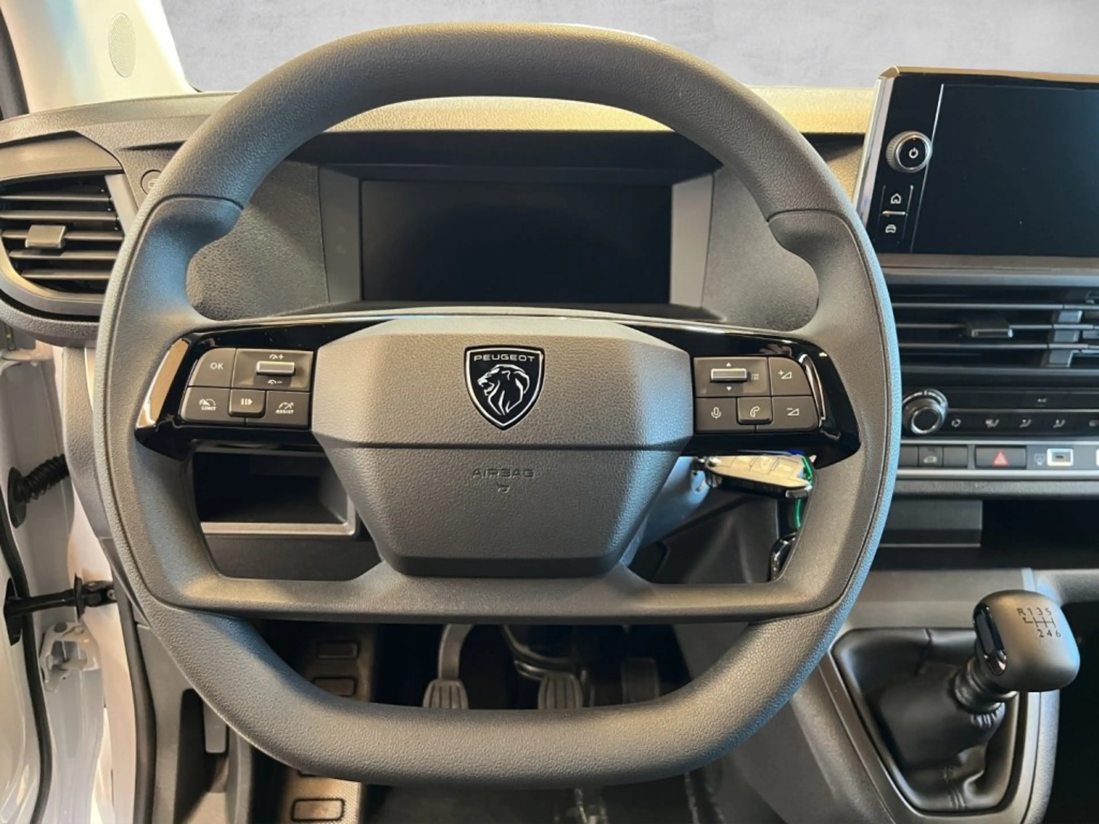 Peugeot Expert Kastenwagen M BHDI 150 S&S — photo 10