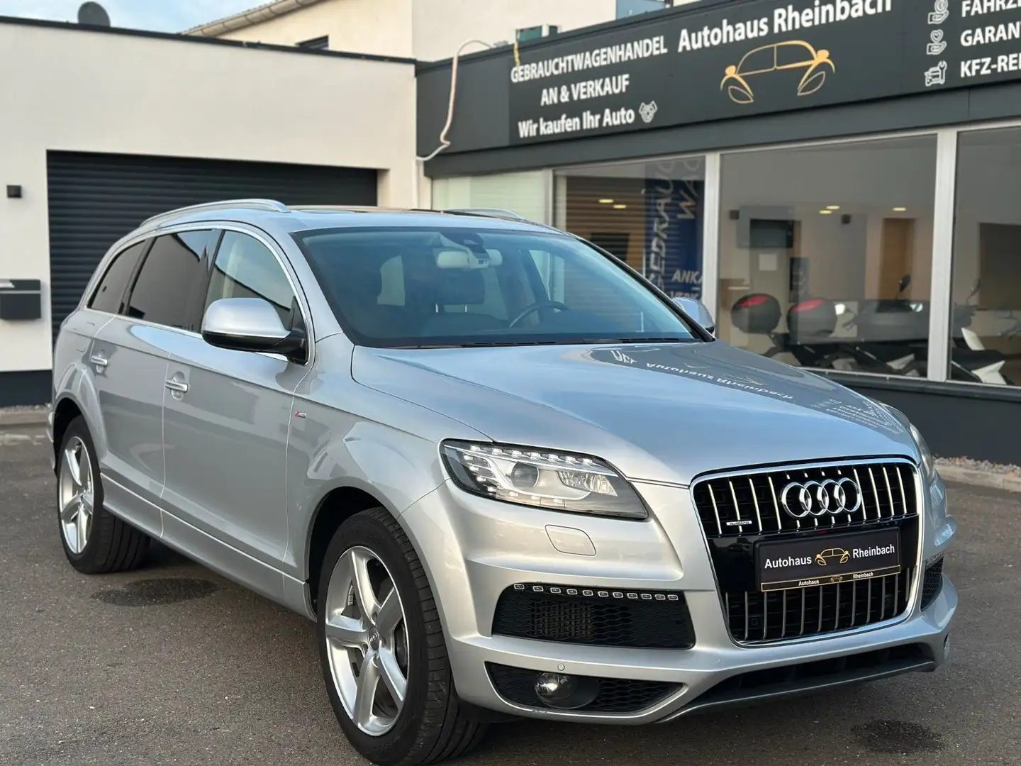 Audi Q7 Audi Q7 3.0 TDI 245 PS quattro S-line/TV/PANO Silber - 2