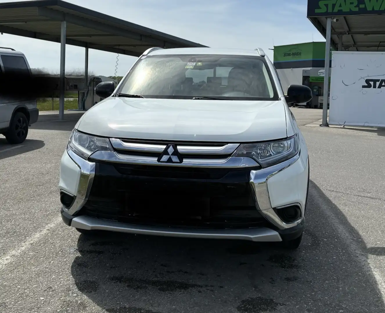 Mitsubishi Outlander Outlander 2,0 2WD - 2