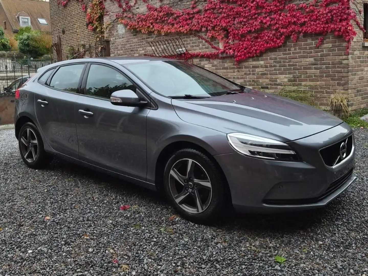 Volvo V40 Grijs - 1