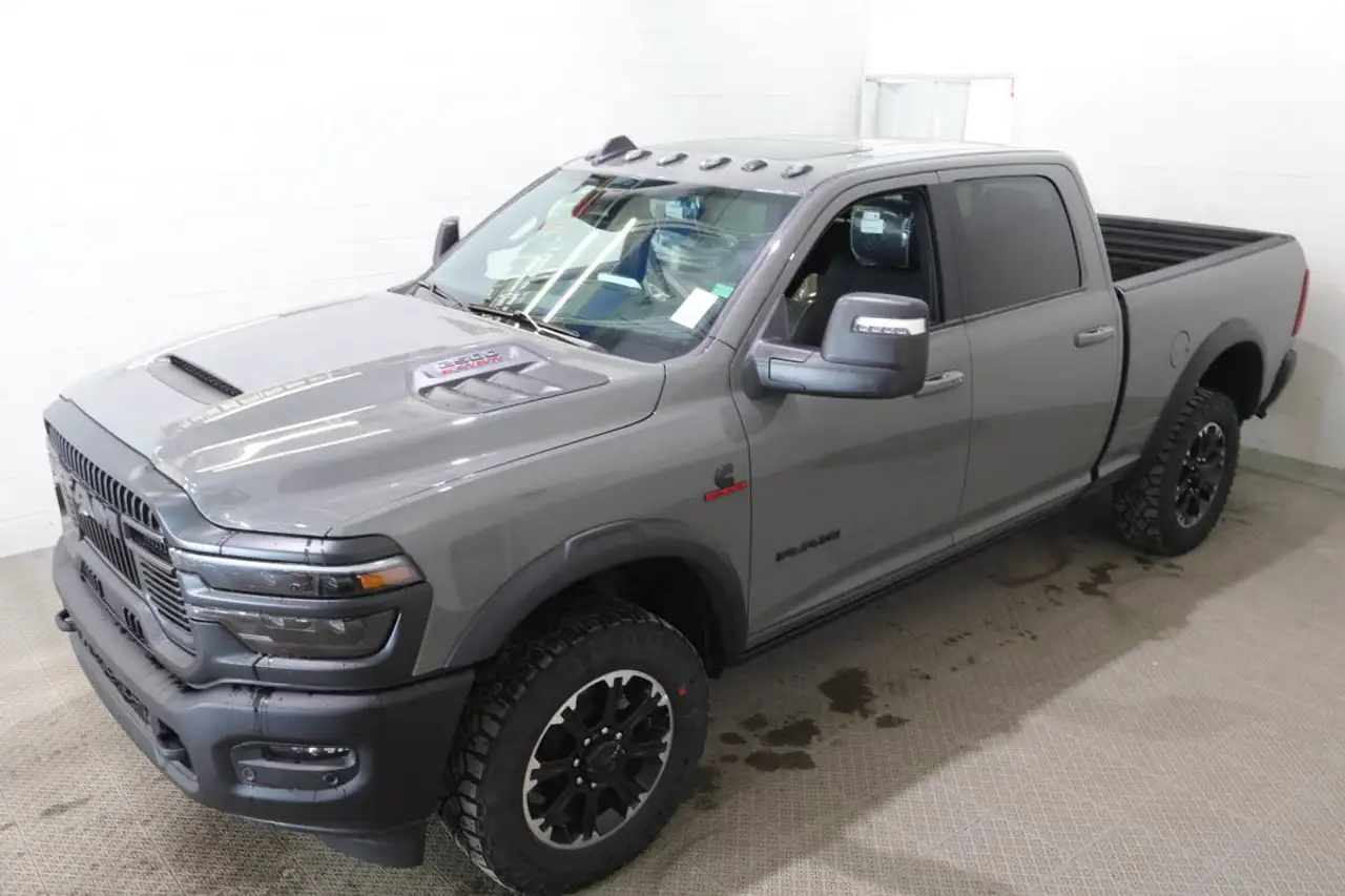 RAM 2500 снимка RAM 2500