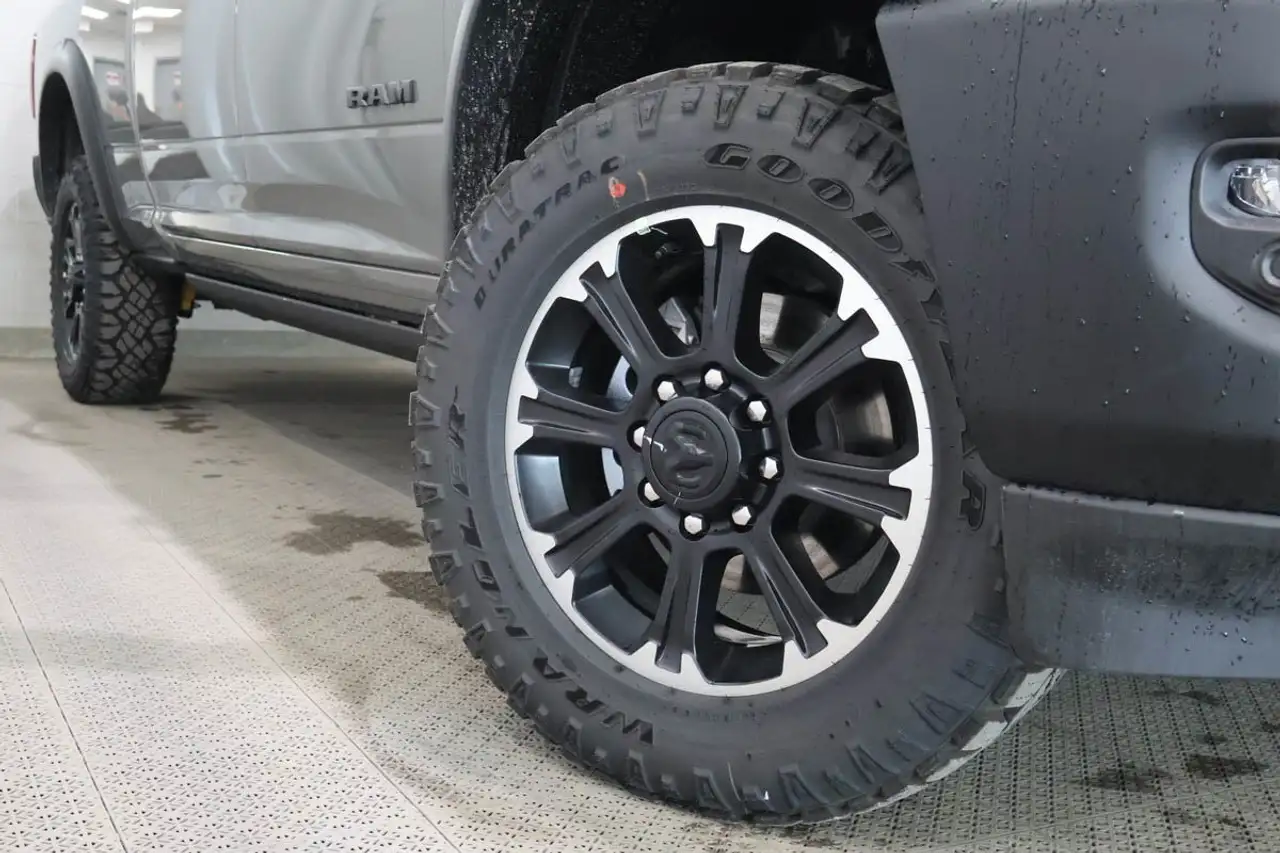 RAM 2500 снимка RAM 2500