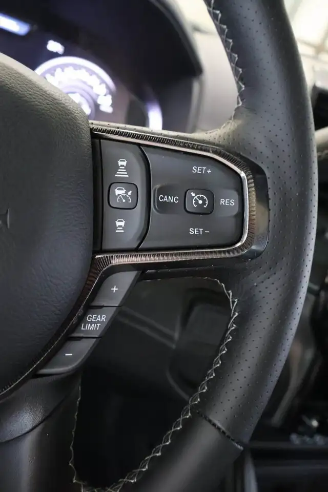 RAM 2500 снимка RAM 2500