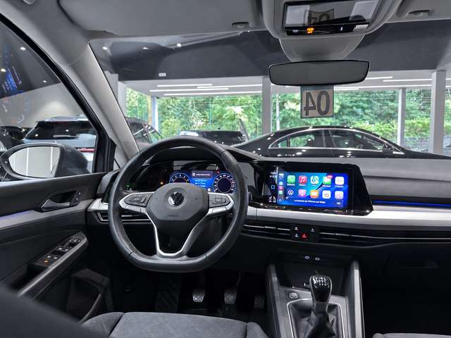 Volkswagen Golf — photo 11