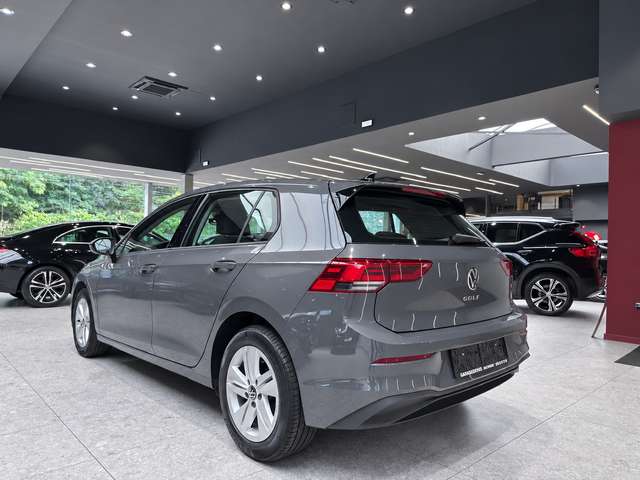 Volkswagen Golf — photo 7