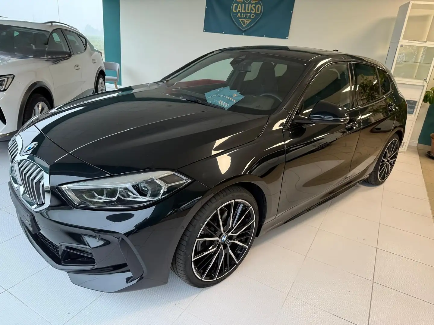 BMW 118 118d Msport Schwarz - 2