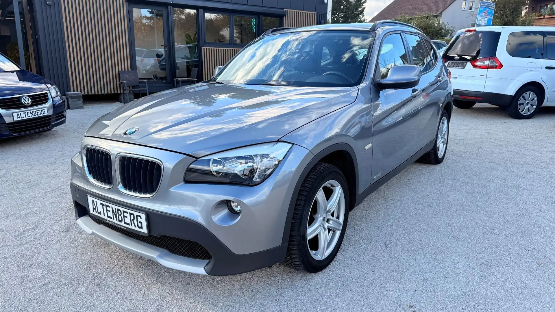 BMW X1 Baureihe X1 18 d sDrive,Navi Grau - 1