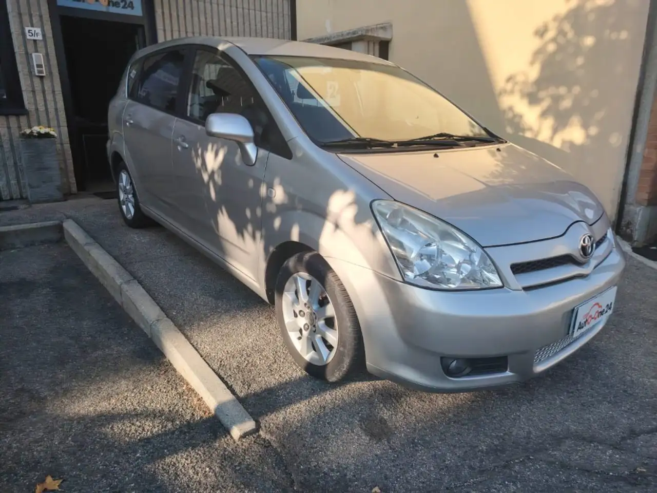 Toyota Corolla Verso 1.8 16V Sol UNIPROPRIETARIO-NEOPATENTATI — photo 1 of 17