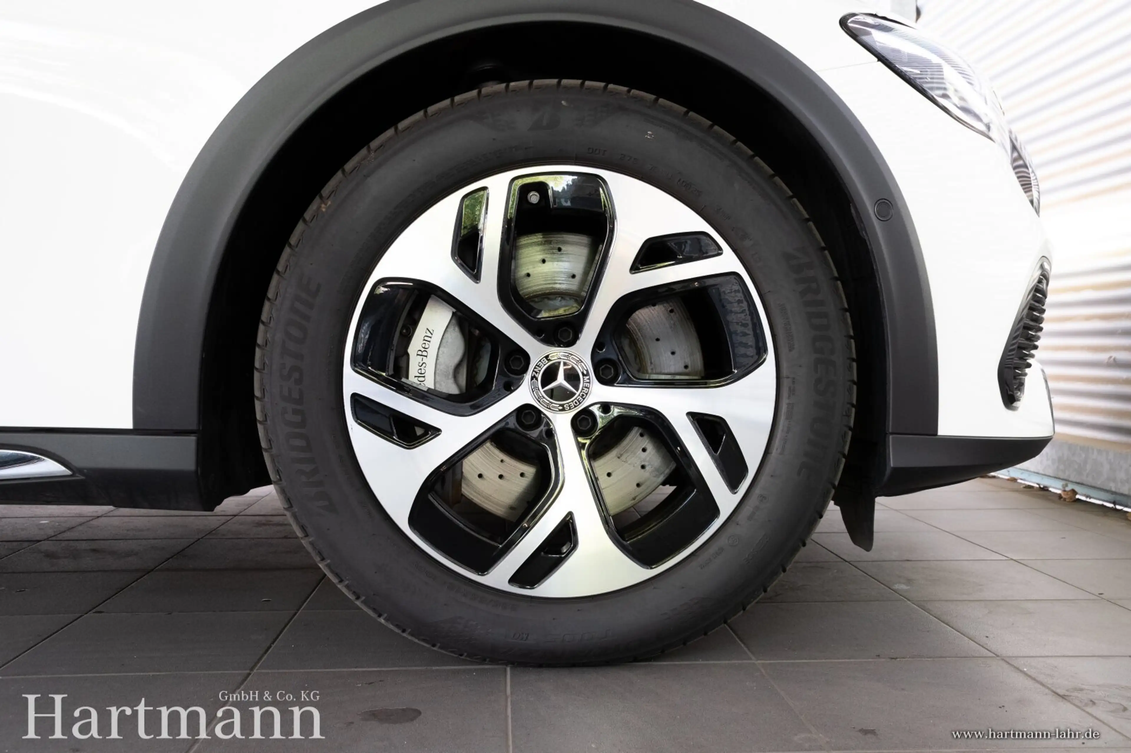 Mercedes-Benz E 450 E 450 d T 4M All-Terrain Premium Panorama AHK — photo 6