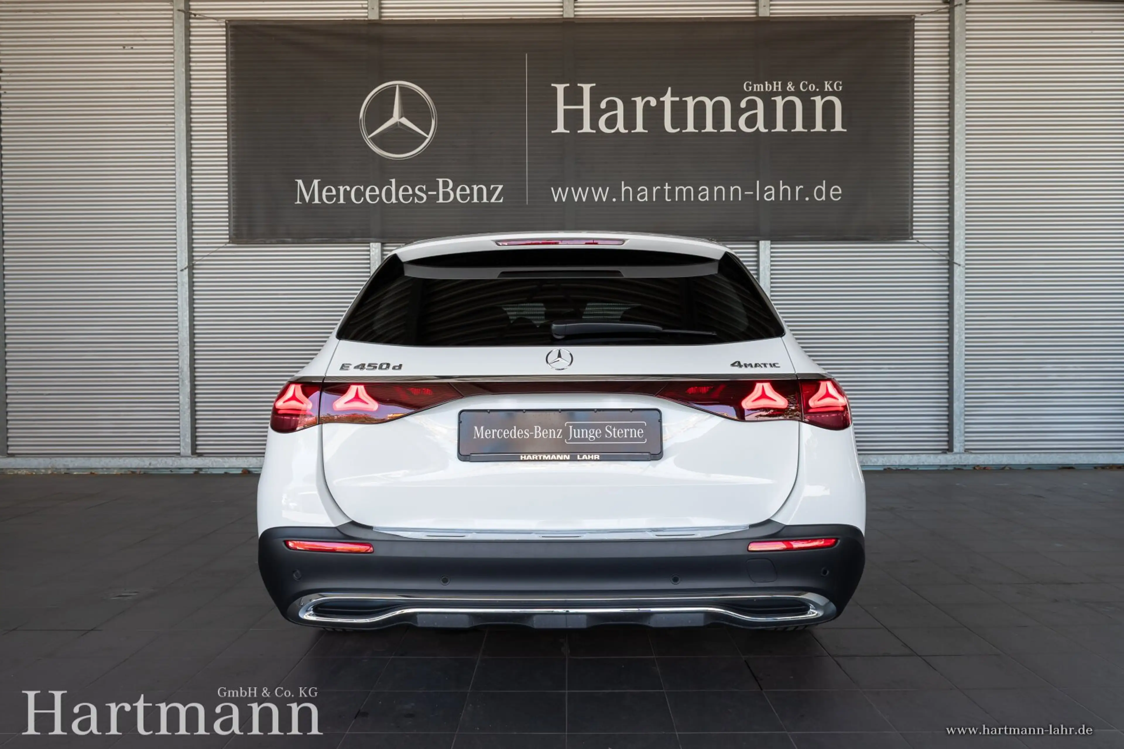 Mercedes-Benz E 450 E 450 d T 4M All-Terrain Premium Panorama AHK — photo 4