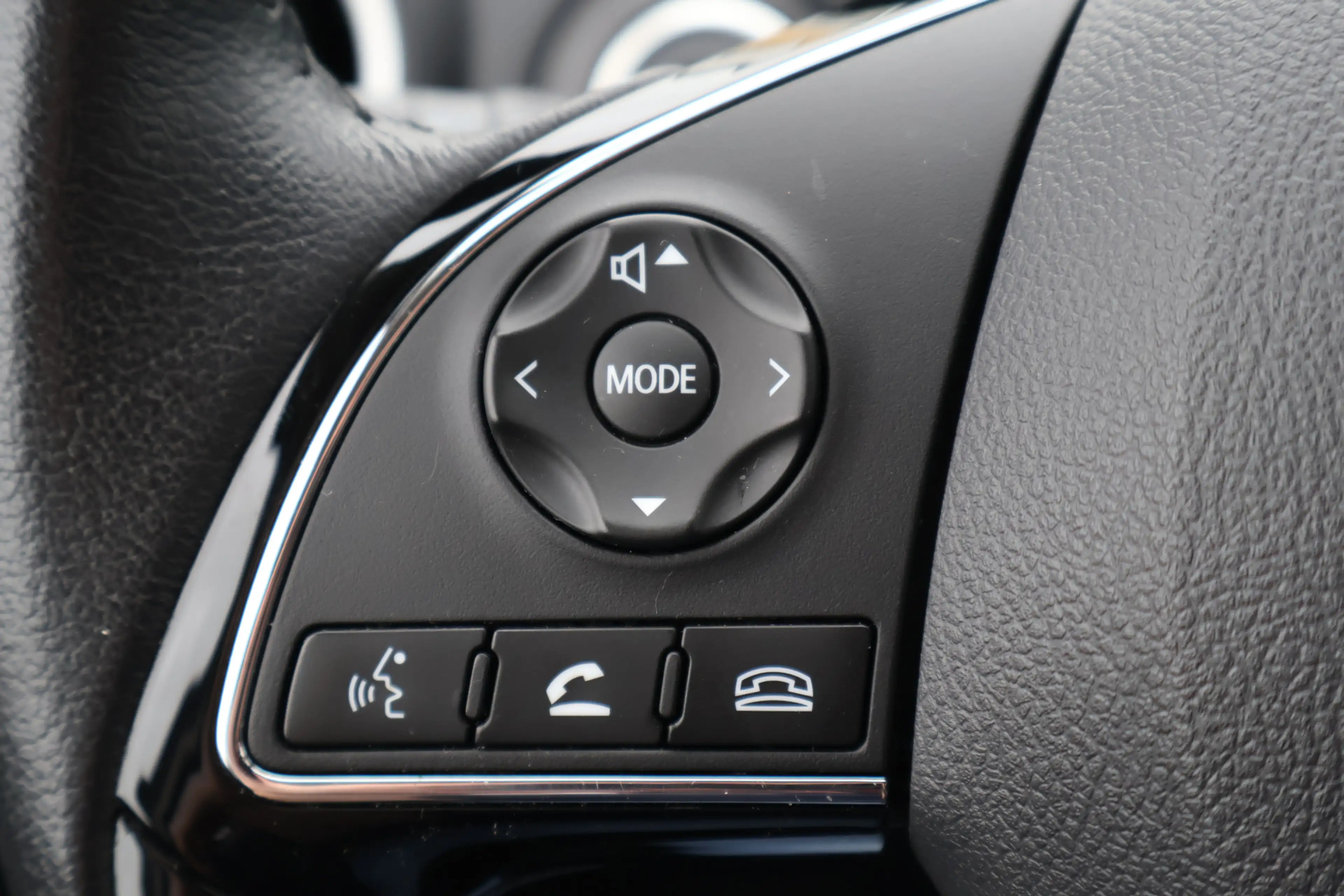 Mitsubishi Space Star 1.2 Adv. Autom. / NL-Auto / Clima / Luxe uitv. — photo 8