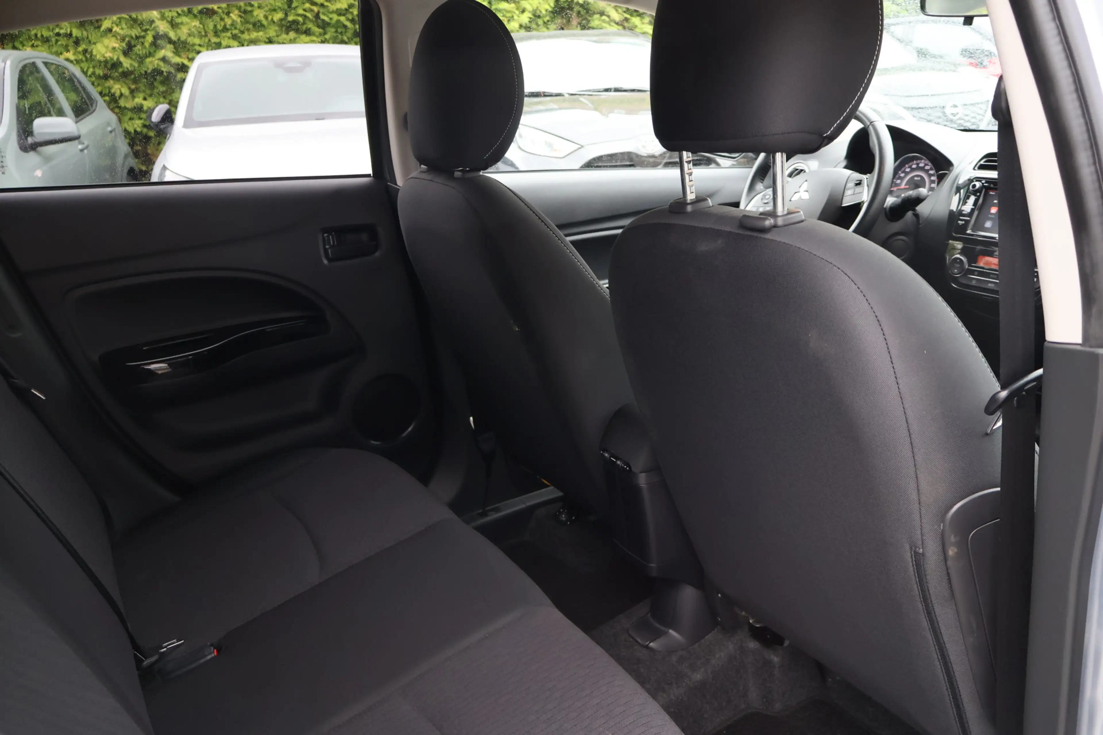 Mitsubishi Space Star 1.2 Adv. Autom. / NL-Auto / Clima / Luxe uitv. — photo 19