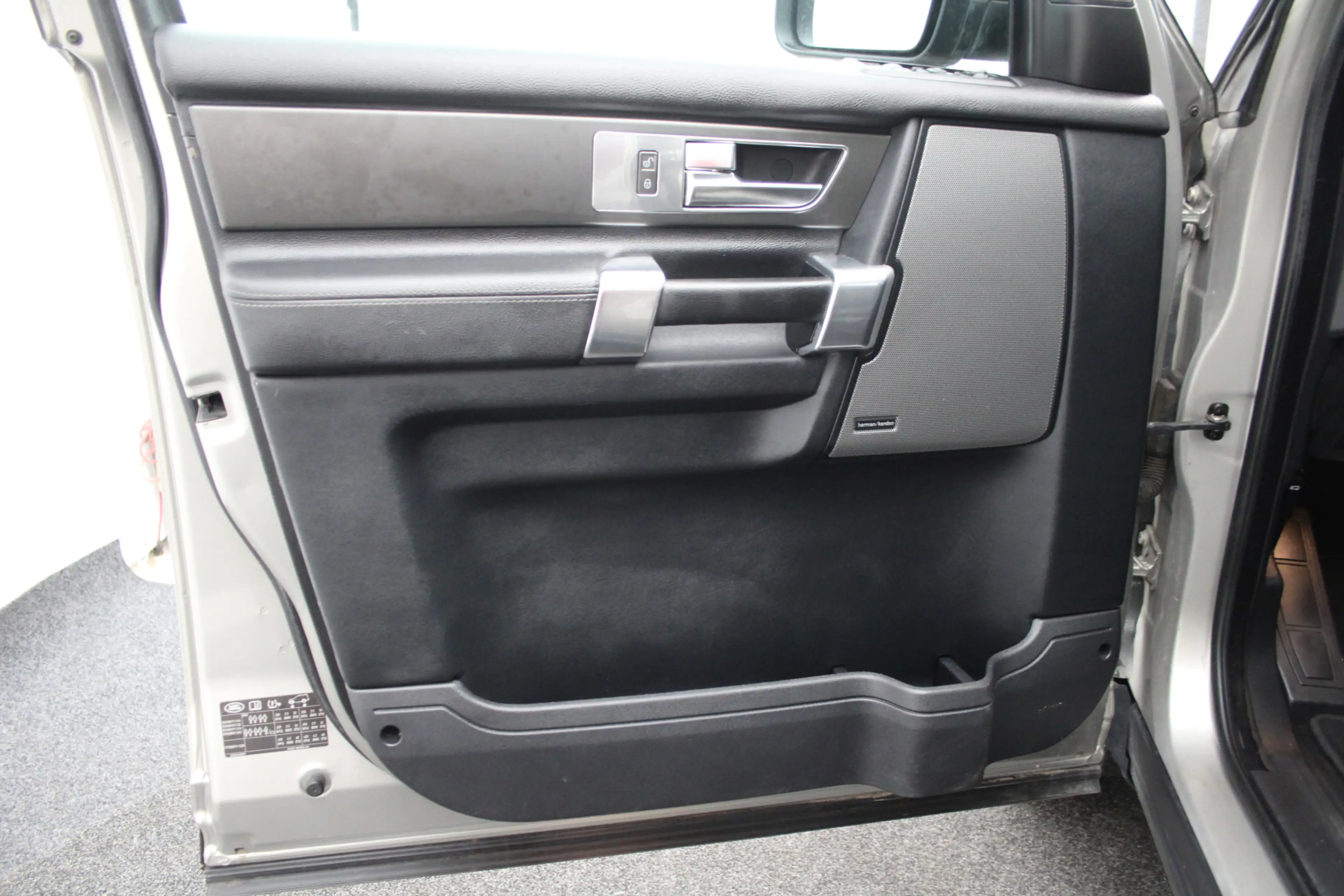 Land Rover Discovery 2.7 TDV6 SE keurige 5-zitter met 3500kg trekgewich — photo 9