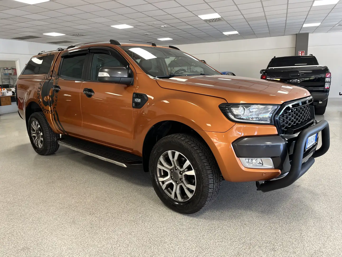Ford Ranger 3.2 tdci Wildtrak 200cv auto PREZZO FINITO Arancione - 1