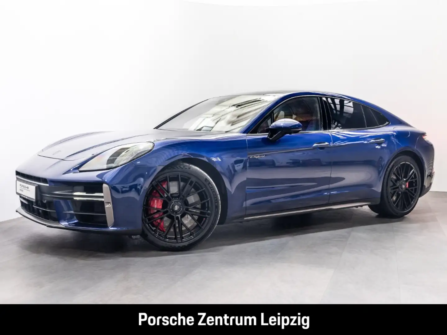Porsche Panamera Turbo E-Hybrid HD HA-Lenkung SportDesign LED Blauw - 1