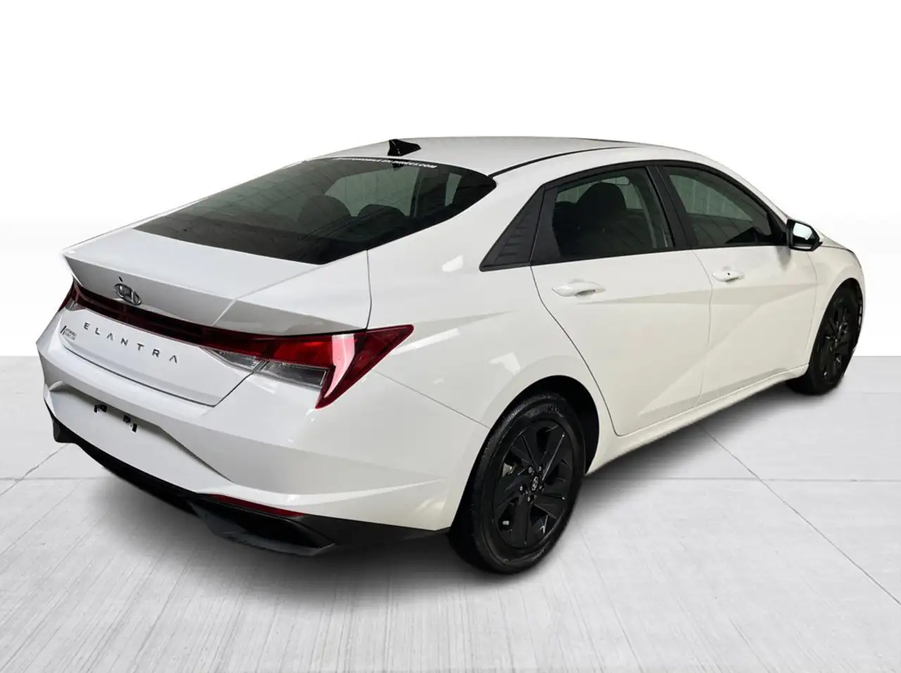 Hyundai ELANTRA снимка Hyundai ELANTRA